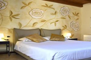 Int 6 - Suite Marco by Residence San Luca Apartments, Bologna
