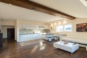 New and Nice apartments, Kraguyevats