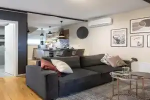 STYLISH URBAN OASIS Apartments, Zagreb