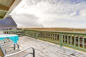 The Octagon on the Beach Guest house, Seaside