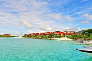 Eden Island, Beach front, Luxury, 3 Bed Ensuite, WiFi Apartments, Eden Island