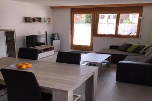 Metropol A6 Apartments, Grachen