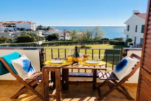 Cala Balmins Sea View Apartments, Sitges