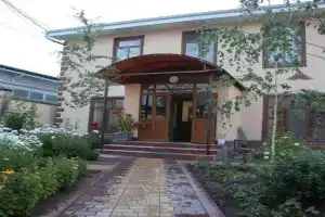 MEDI Guest House, Osh