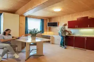Gästehaus Aquilin Apart-hotel, St. Poelten