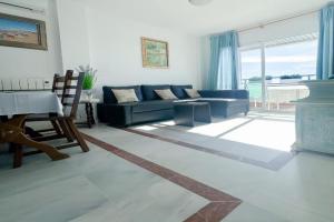 Apartamento Aguamarina 4B Primera Línea de Playa, Estepona