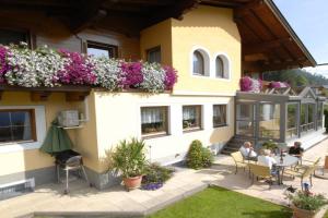 Haus Silvia Guest house, Flachau
