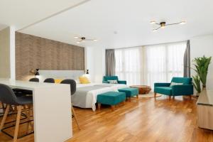 Apartamentos Debambú, Malaga