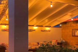 Villa Joseph, Reitani