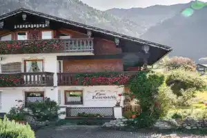 Haus Rosenbächle Apartments, Bad Hindelang