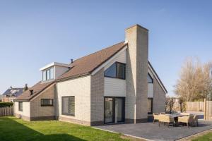 Modern Holiday Home in, De Cocksdorp