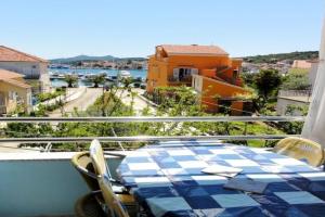 Apartment in with sea view, terrace, air conditioning, Wi-Fi (4567-2), Bibinje