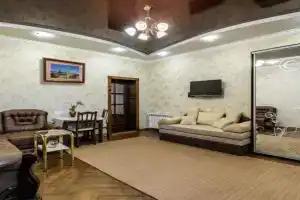 Apartamenty Polytehnichna str., Lvov