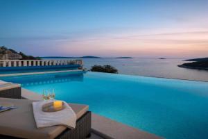 Gorgeous Home In With Wifi Guest house, Vinisce