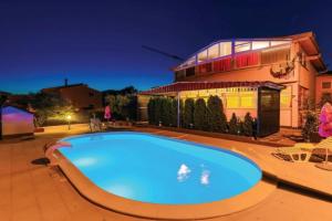 Apartment Martina, Kastel Stari