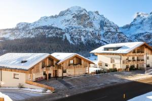Chalets 4 Sorus & Apartments La Villetta, Colfosco