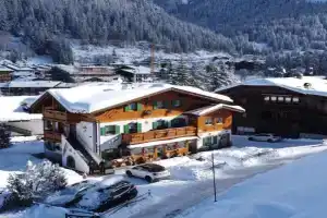 Majon del Tisler Apartments, Canazei