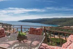 Two-Bedroom Apartment In, Rabac