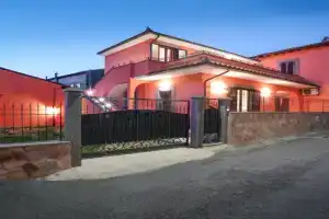 CASA VACANZE DA DANIELE, Marta