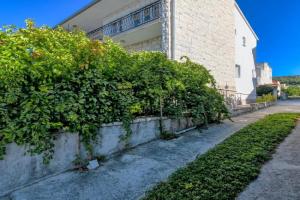 Apartments Mar, Vinisce