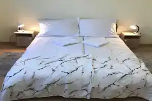 Ella Apartman, Debrecen