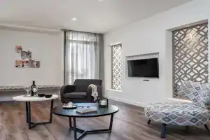 Urban Nest - Suites & Apartments, Athens
