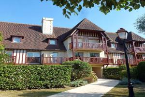 Holiday Home Domaine de Clairefontaine-2 by Interhome, Deauville