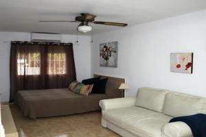 Estudio Escobar, Nerja