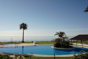 Frontline Beach ground floor with privet garden, Mi Capricho 16 Apartments, Mijas Costa