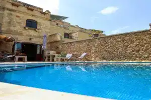 Ta'Ruzar Farmhouse, Xaghra