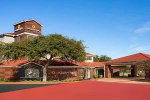 La Quinta by Wyndham Dallas South Hotel, Arlington