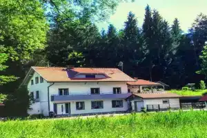 Haus Manuela Apartments, Velden am Woerthersee