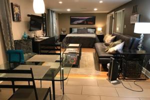 Boutique Style Apartment in the heart of SE, Portland