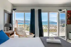 Xenia Ionis luxury apartments, Lixouri