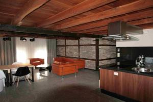 Amosa City Centre Apart Regence 10, Liege