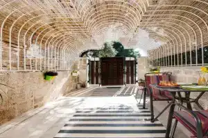 IBIS Your Cosy Oasis With Private Parking and Patio Apartments, Split