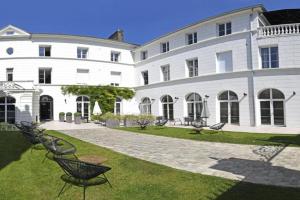 Manoir de l'évêché et Spa Apart-hotel, Lisieux
