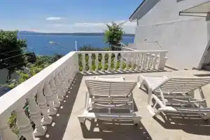 NIKO 5 Apartment 70m from the beach, Crikvenica