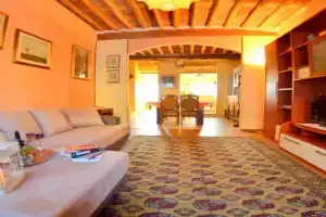 Lucca Retreat with Pool Guest house, Lucca