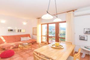 One-Bedroom Apartment In, Vinisce