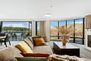 The Beacon - 2 Bedroom Luxe Apartment, Queenstown
