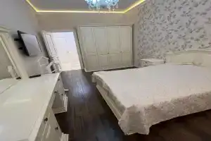 3 BedroomsNizami street 95, Baku