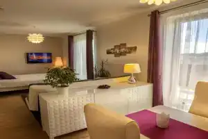 Luxurious, lovely and romantic apartment in, Tabor