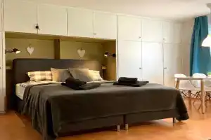 RelAction, bis 4 Personen, 300m zum Lift! Skiverleih 30m! Erdgeschoss mit Terasse! WIFI! Apartments, Winterberg