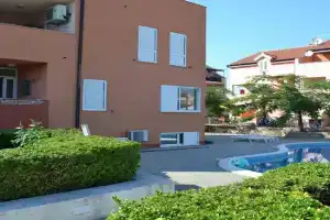 Apartment Daniela, Srima