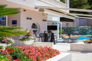 Aparthotel Flora, Tucepi