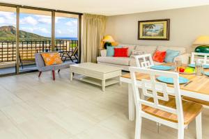 Diamond Head & Ocean View Gem Near Waikiki Beach, Parking's On Us Apartments, Honolulu