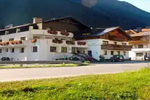 Hotel Kristall B&B, Ischgl