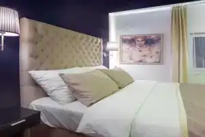 4Rooms 4U, Belgrade