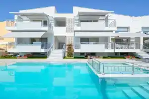 Sourinis Luxury Suites, Limenaria